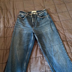 Abercrombie ‘The ‘90s Straight Ultra High Rise’ dark wash jeans
